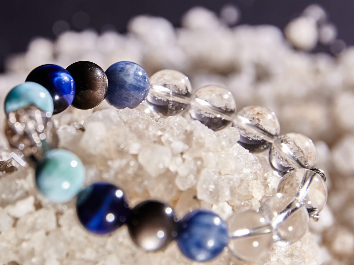 Lingyunzhijing Crystal Energy Bracelet - Image 3